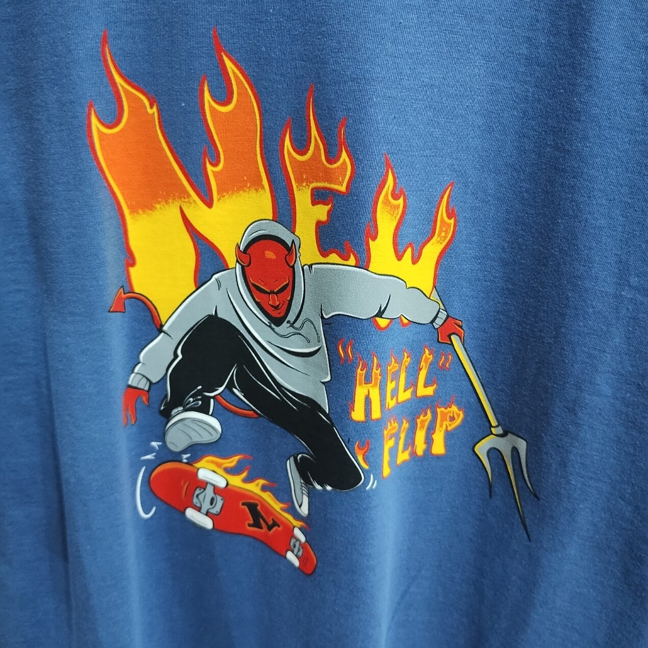 Camiseta New - Hell Flip